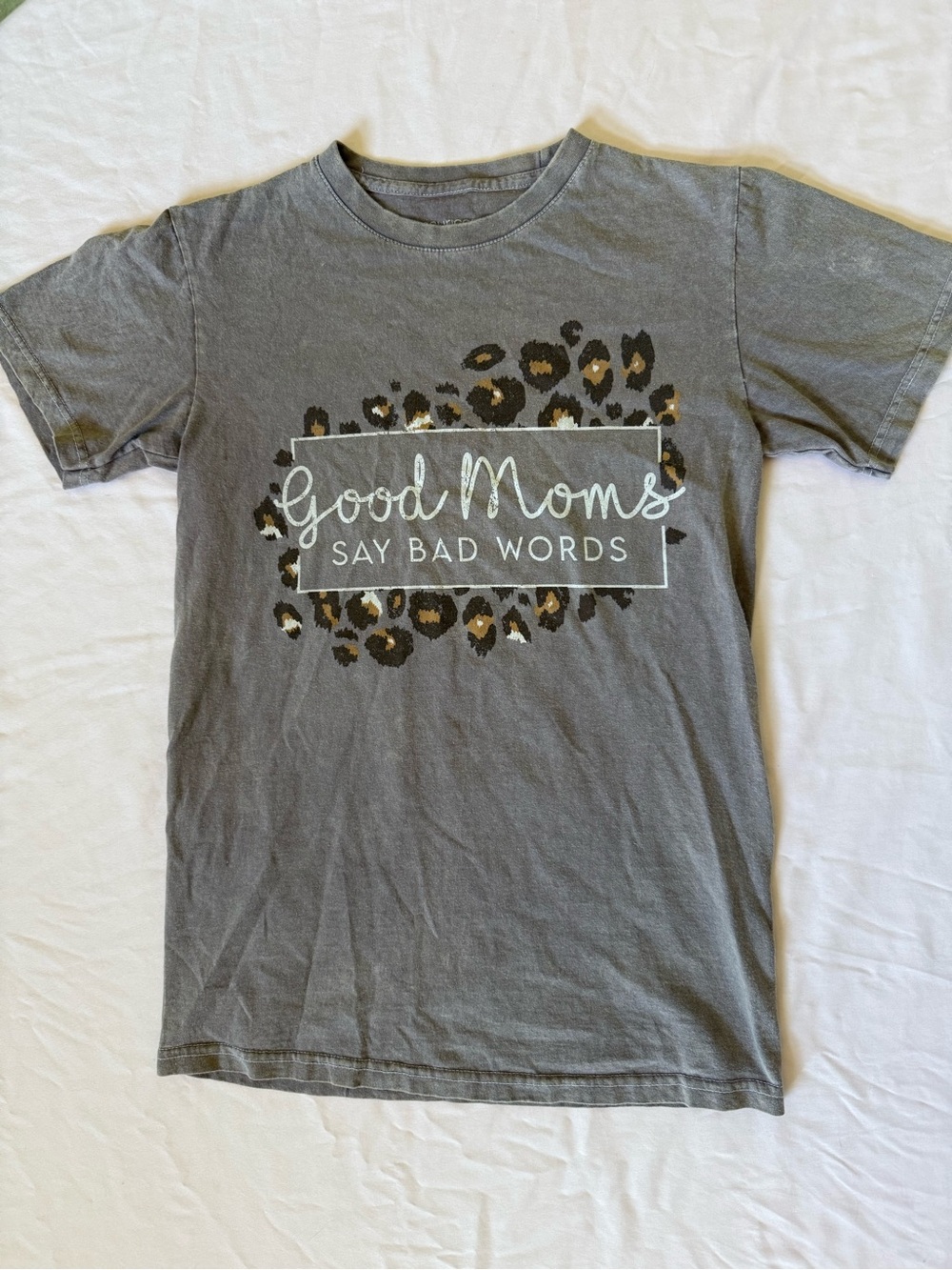 Maurices “Good Moms Say Bad Words” Graphic Tee,gray-ish with Leopard Print